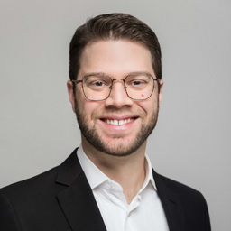 Dr. Lucas Caldi Gomes