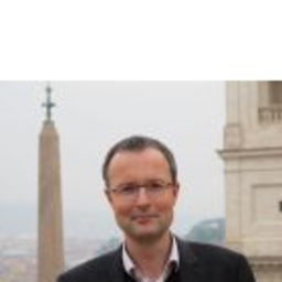 Dr. Andreas Henning
