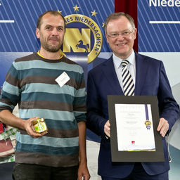 Klaus Ahrens