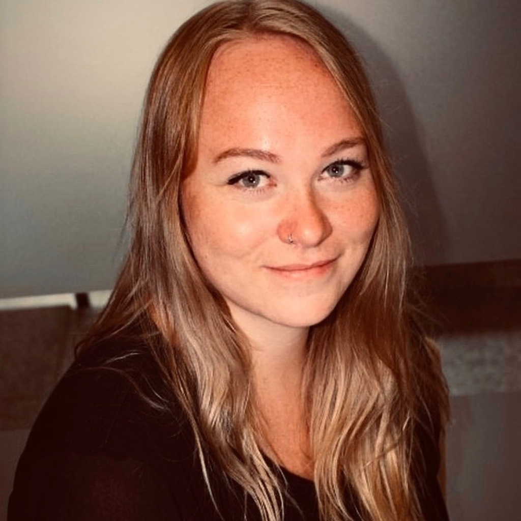 Janina Polzin Assistentin der Geschäftsführung MSR Bayern GmbH XING