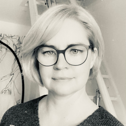 Nadine Bruck