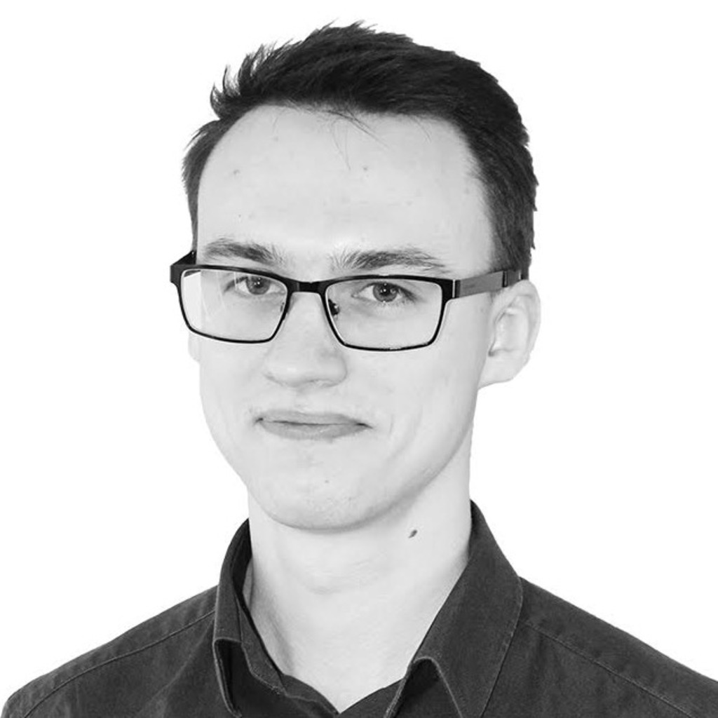 Michał Małek Software Developer HERE Technologies XING