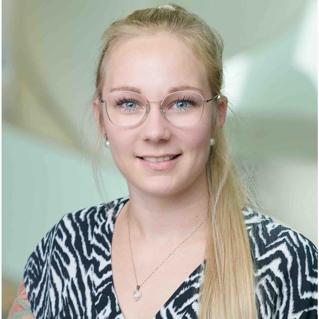 Anna-Carina Kluckow-Chauviere - Klassisches und Agiles ...