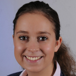 Julia Albach