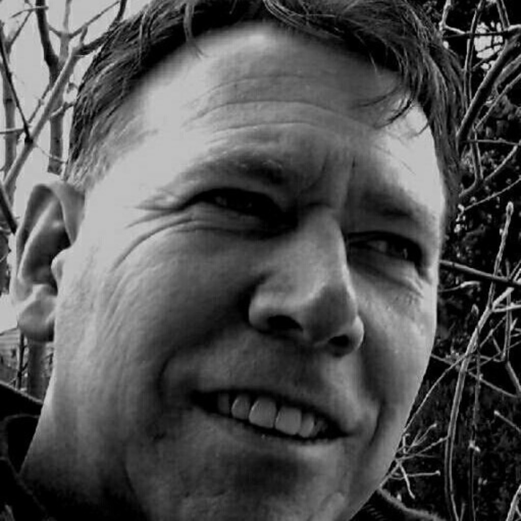 Neunzig in der Personensuche von Das Telefonbuch