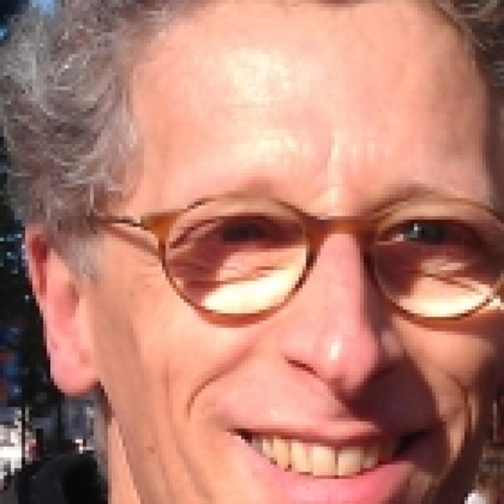 Dr. Josef Voss Principal Software Architect adesso Transformer