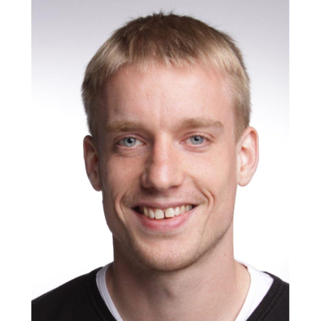 Dennis Petko Industriekaufmann CEWE Stiftung & Co. KGaA XING