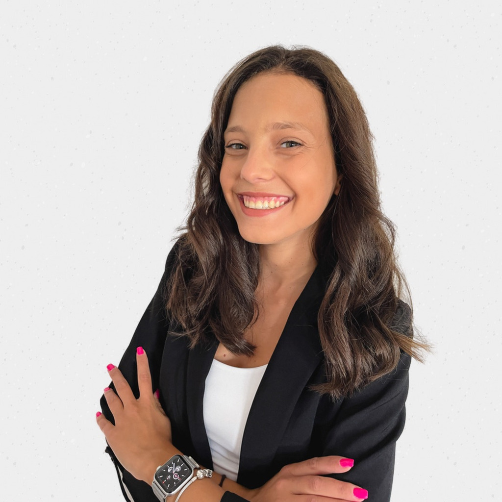 Iva Ivanova Marketing Manager mit Fokus auf Social Media