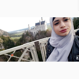 Emne Özcan
