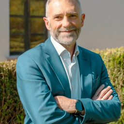 FRANCISCO JOSE ROMERO BUSTABAD