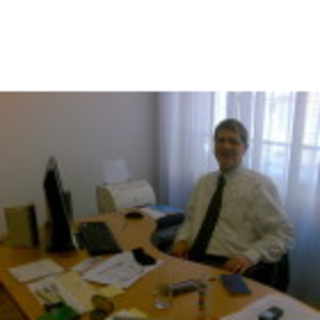 Manuel Ruiz Consultor internacional Thinktanideasur XING