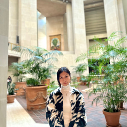 Ying-Xin Vivian Zhou