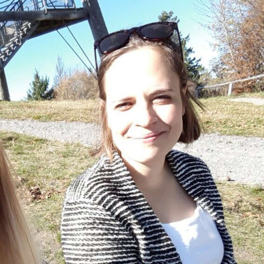 LISA FALB AGENTUR EBISCH visual data 4