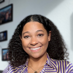 Carla Tunu Weber