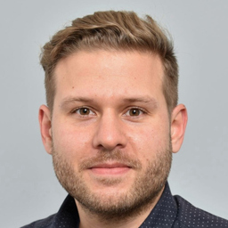 Alexander Pöltl