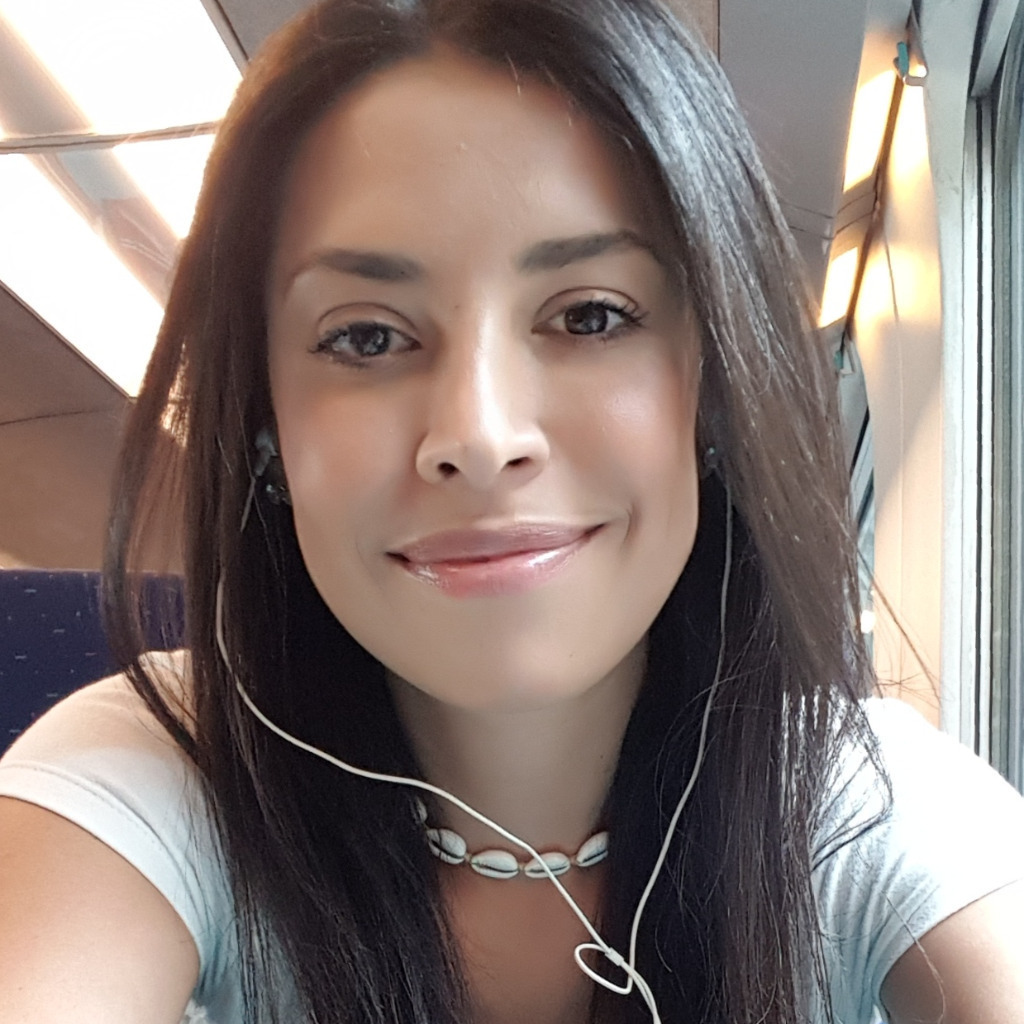 Camilla Camargo Talent Acquisition Team Leader EMEA SIEMENS XING
