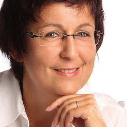 Cornelia Wingert