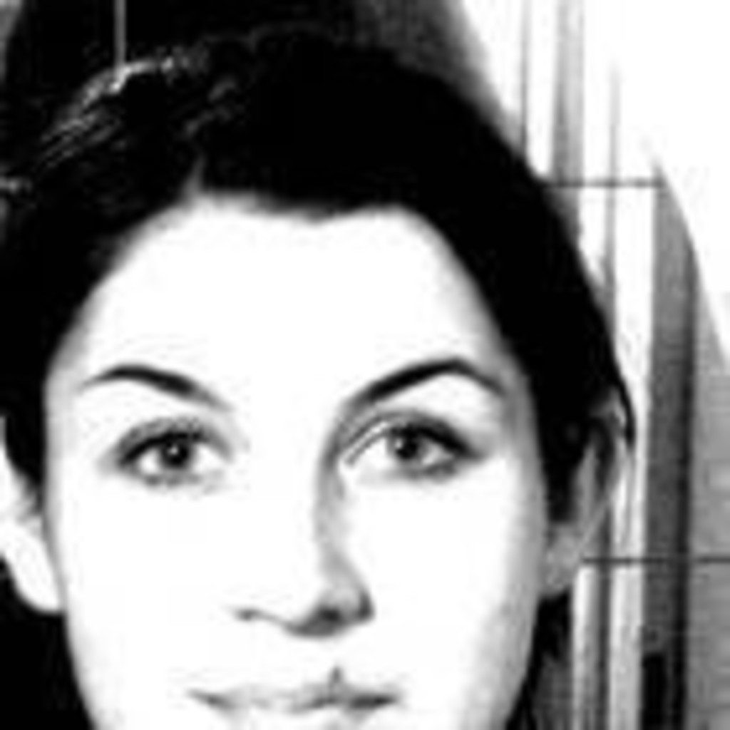 Nina Fricke Selbstständig emergencydesign.de XING