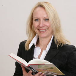 Christine Meszar