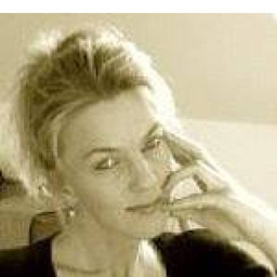 Nicole Langenkamp