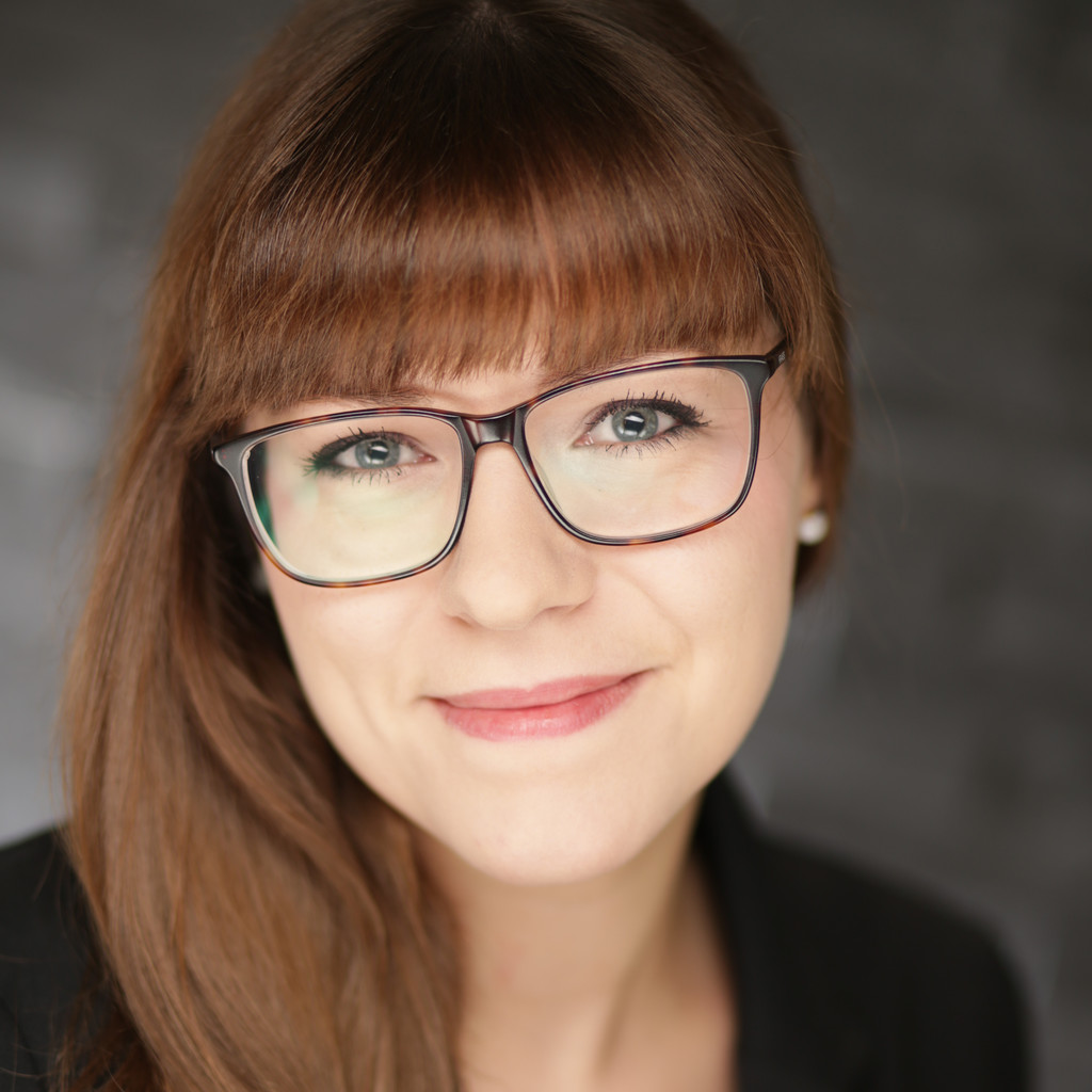 Jenny Adamus Referent HR Management ERGO Group AG XING