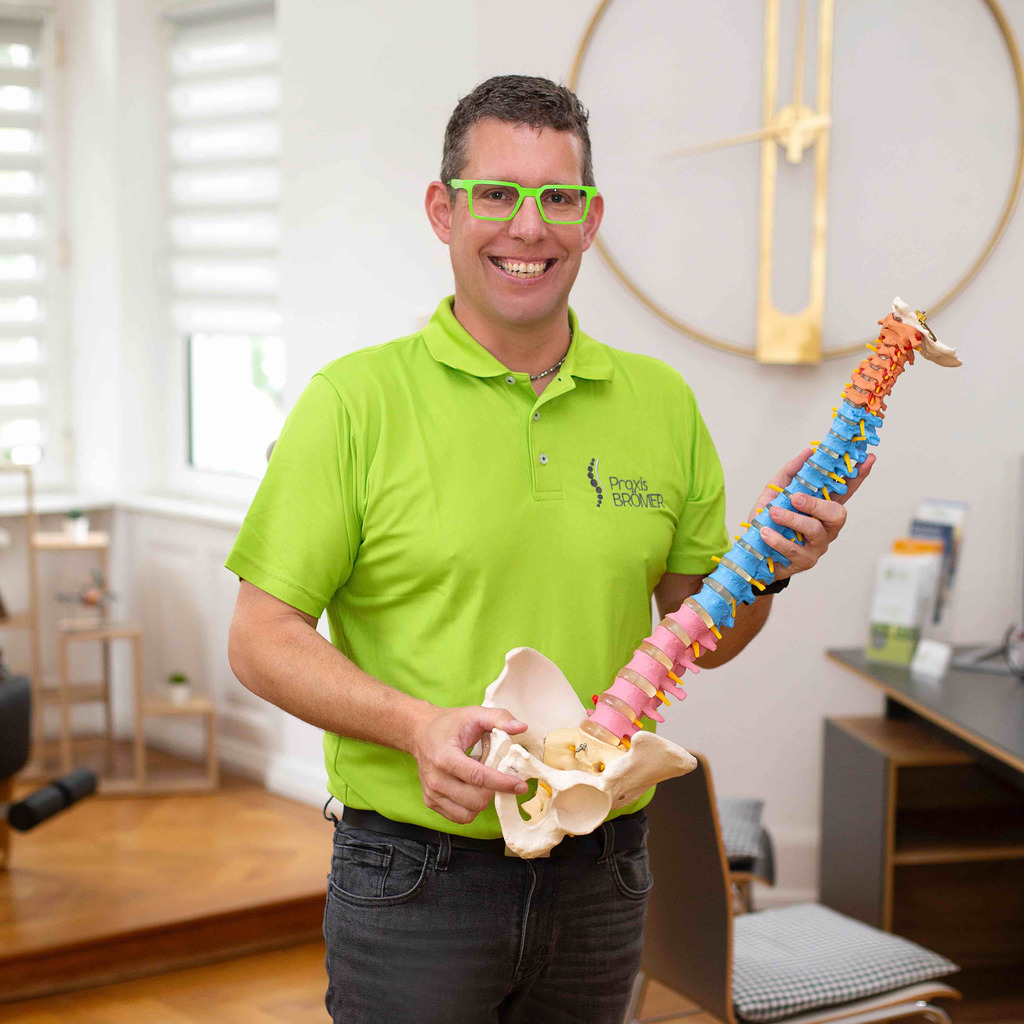 Heilpraktiker-praxis Für Osteopathie Und Chiropraktik Düsseldorf Christian Brömer - Heilpraktiker & Chiropraktiker mit eigener Praxis