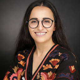 Fatma Aksu-Scott