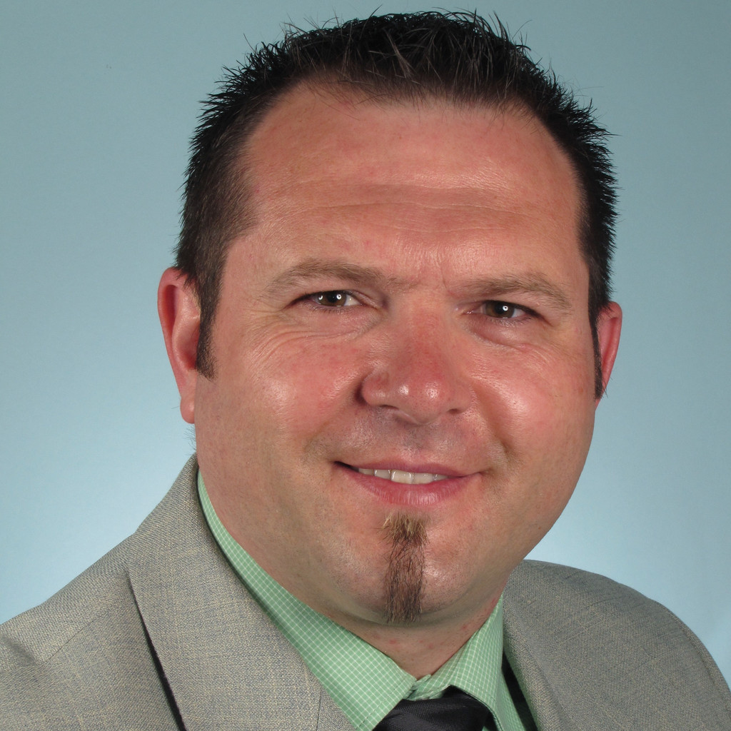 Hans Christian Guist Facility Manager / Objektleiter Richard Fritz