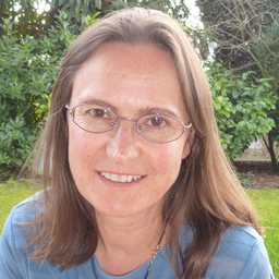 Angela Schmidt