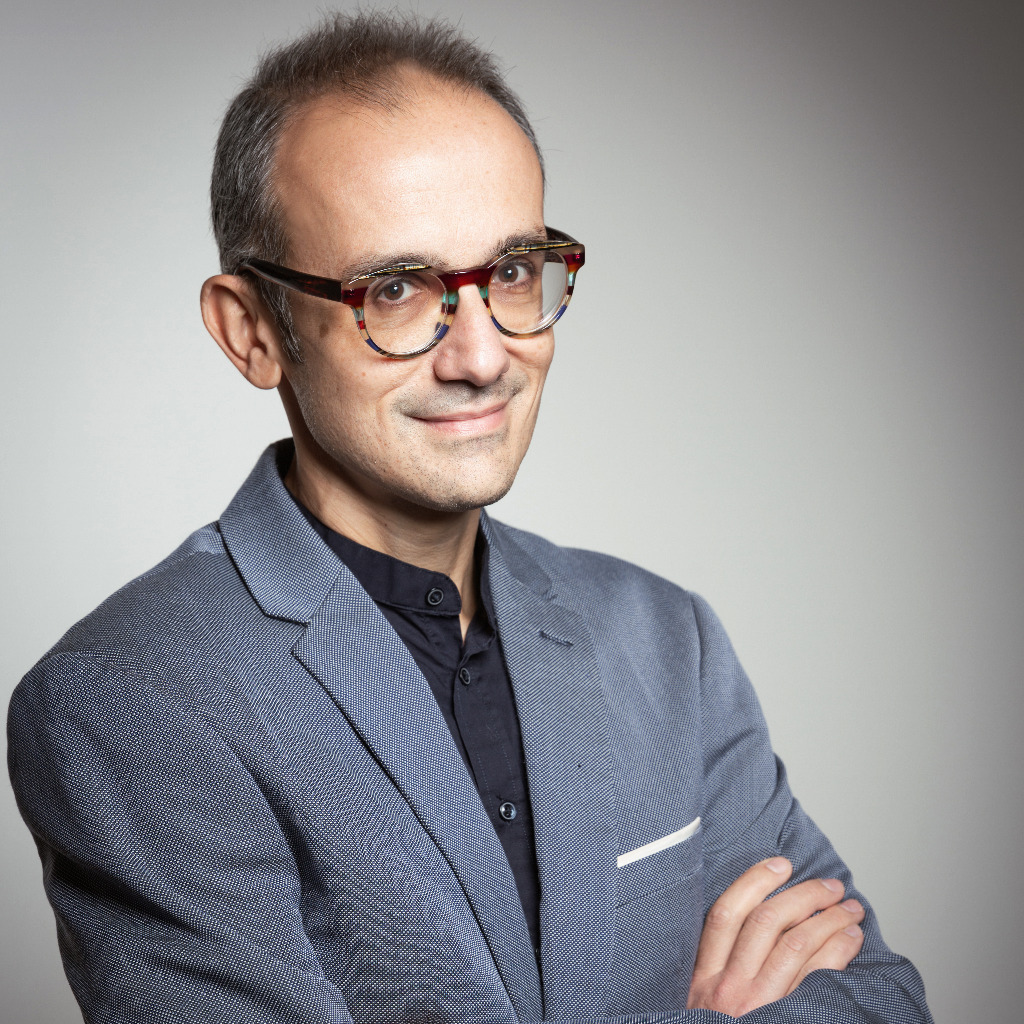 Sergio Paris Freiberuflicher Konferenzdolmetscher DE/EN IT und