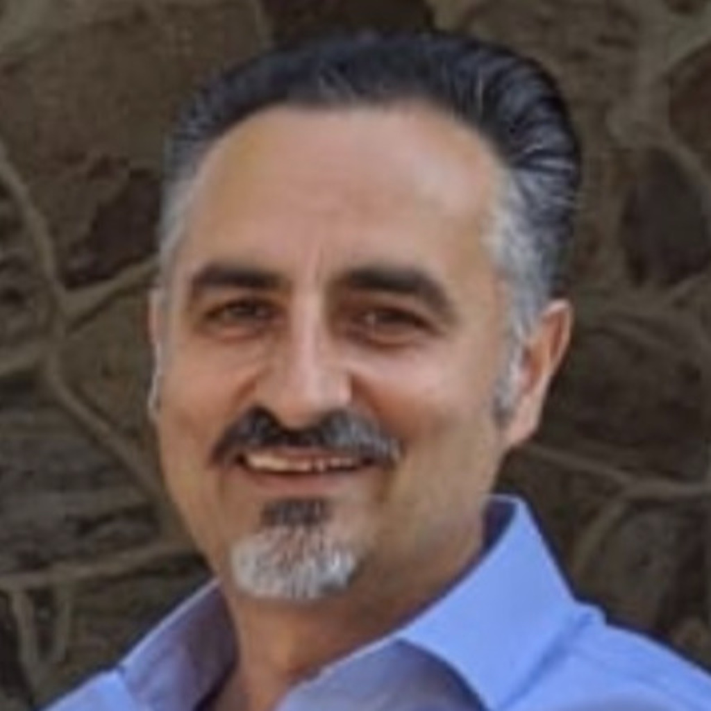 Guido Lombardo Front Office Mitarbeiter Vienna House Easy Bad