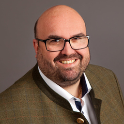 Dr. Gerald Luckeneder