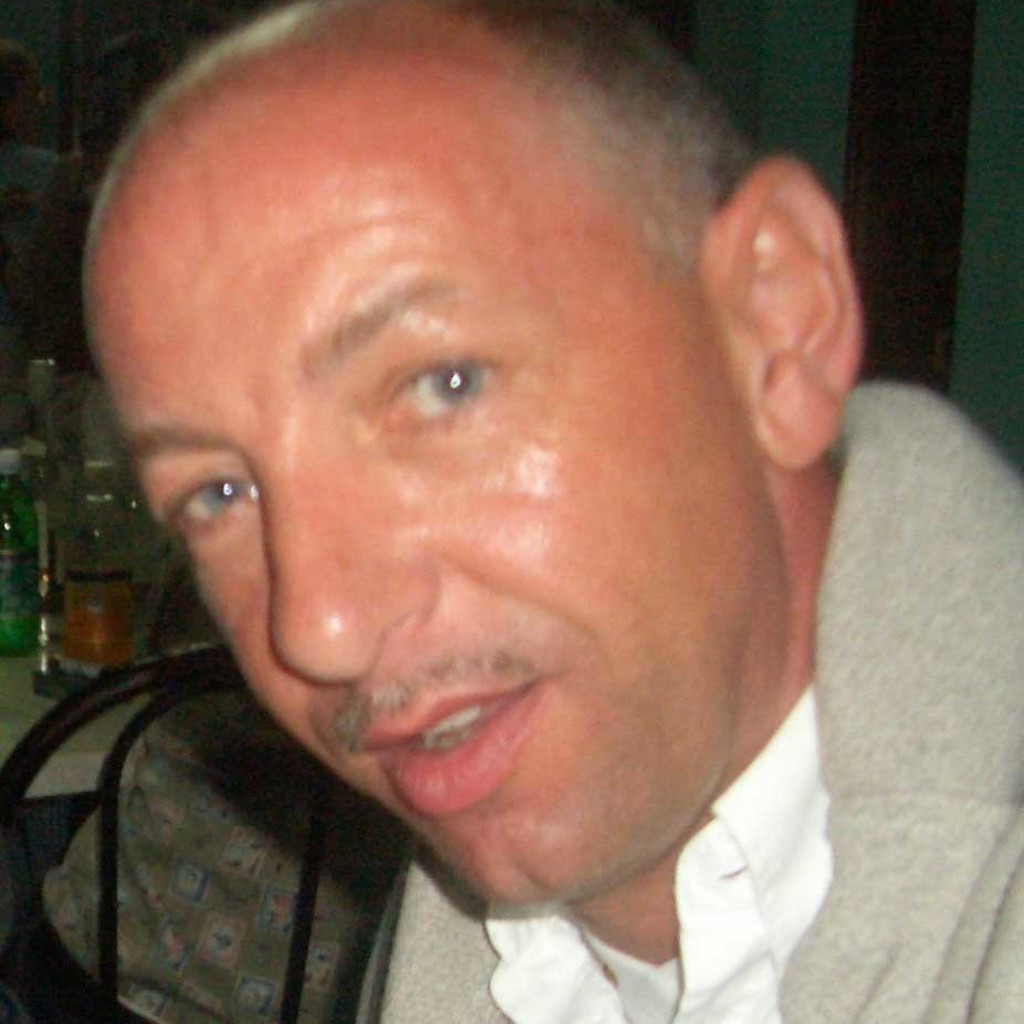 KarlHeinz Prinz zu HohenloheOehringen CEO HANDELundVERTRIEB.de XING