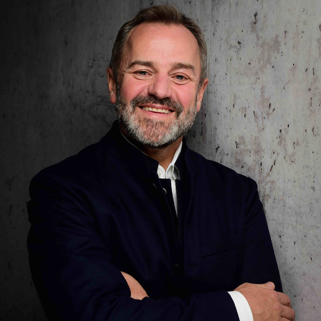 Robert Mayr Teamleiter / Head of Projects / SeniorProjektmanager