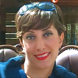 Niloufar Safapour 
