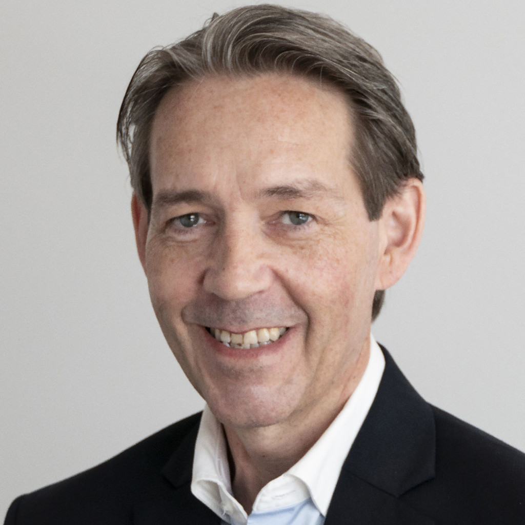 Martin Haslinger Product Manager Certas AG XING