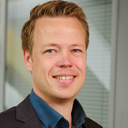 Dr. Nils Blumenthal