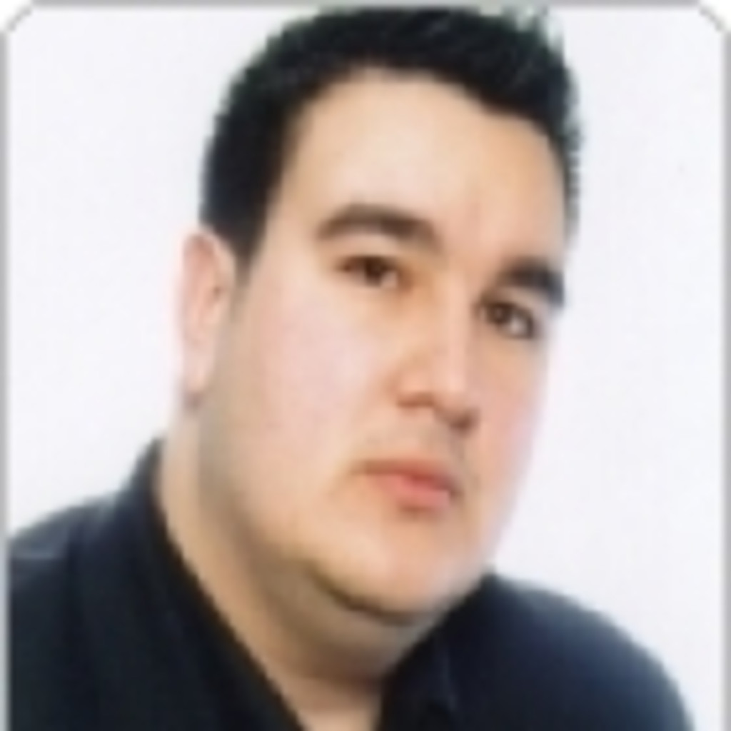 CESAR BEDOYA Dueno y administrador Privada XING