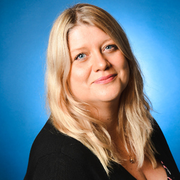 Manuela Schuster