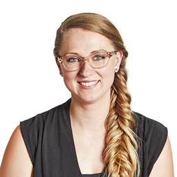 Anna Toews