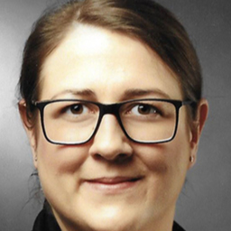 Dr. Nina Grede