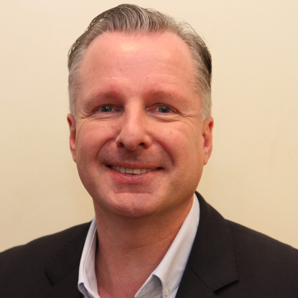 Jochen Pölzl Werkleiter Cosmolux International S.A. XING