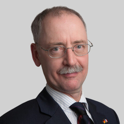 Dr. Arno Maier-Bridou