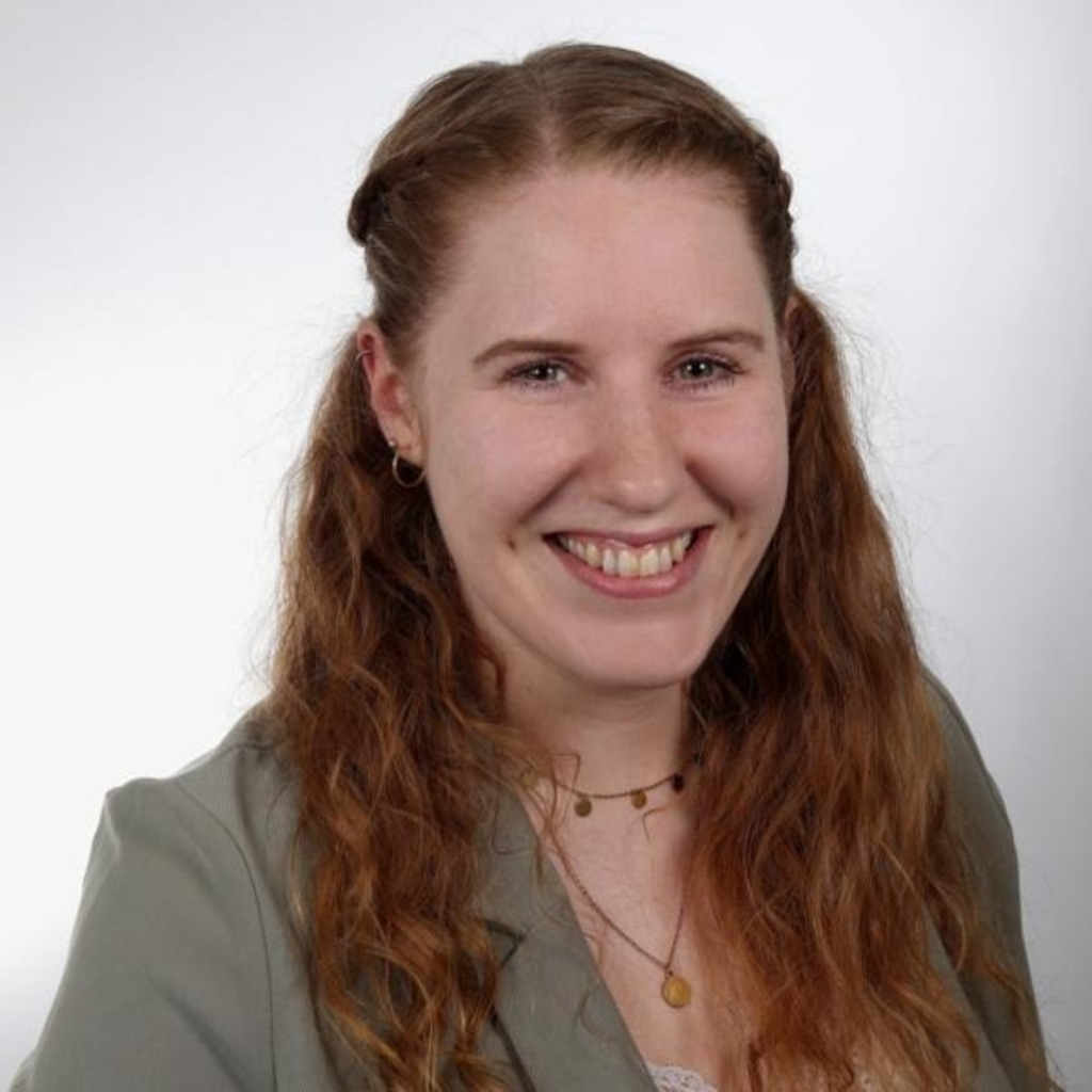 Isabelle Summers Business Analyst Global Digital Marketing DEKRA SE