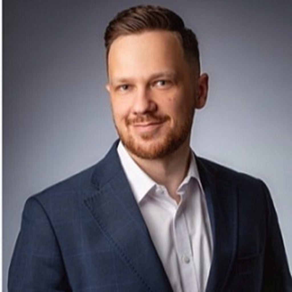 wojciech-strugala-associate-manager-accenture-xing