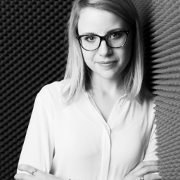 Dr. Tanja Knaab