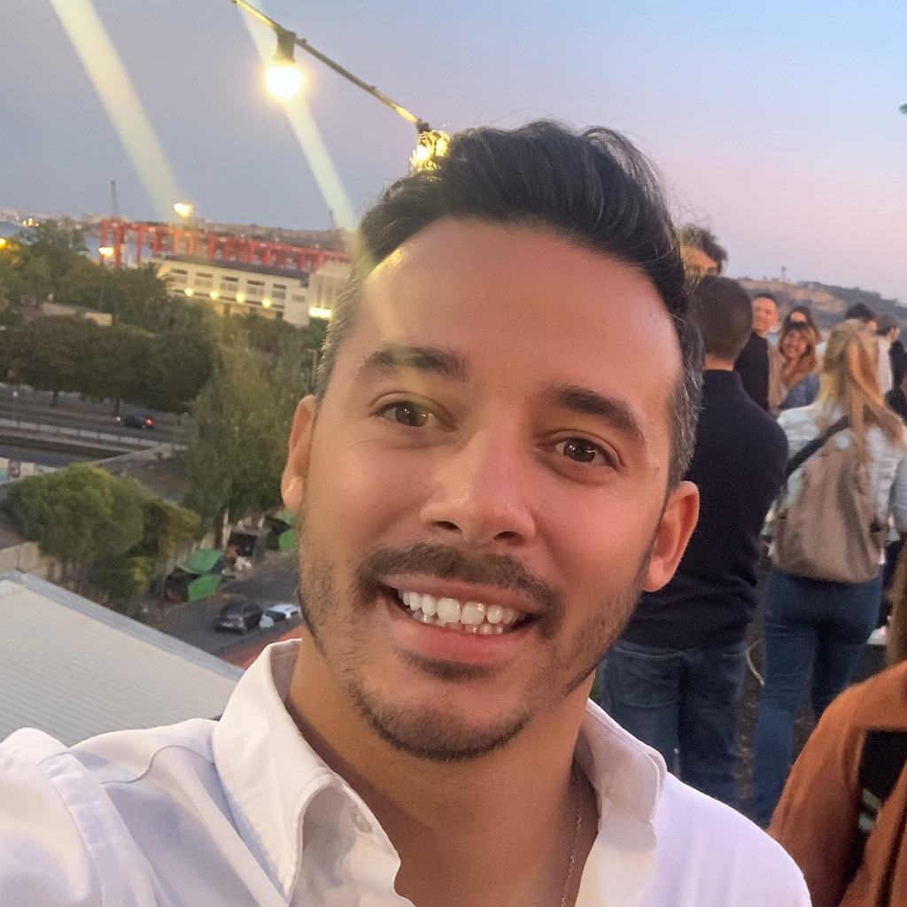 Castro Chief Operating Officer Mikuta Fashion GmbH XING