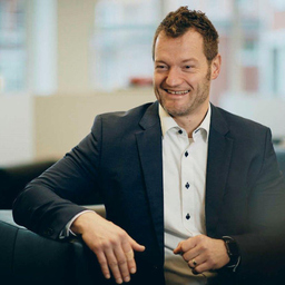 Dr. Tobias Donnevert