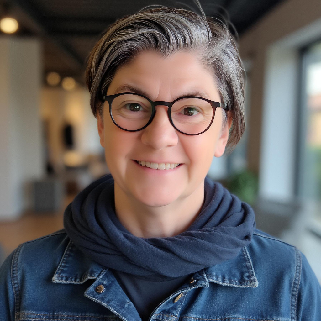 Francesca Fernandez Sachbearbeiterin HöMS Hochschule für