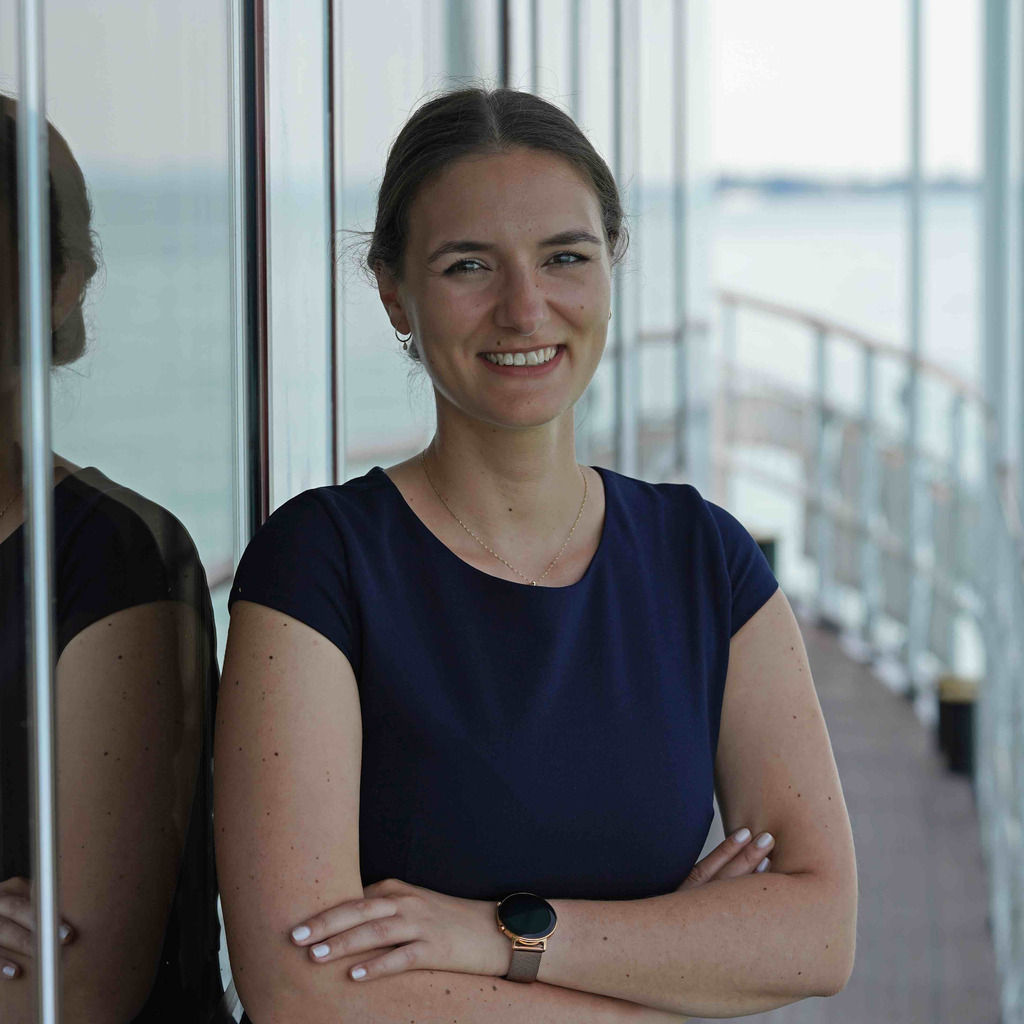 Lena Lippert Steuerrecht FOM Hochschule für Oekonomie und